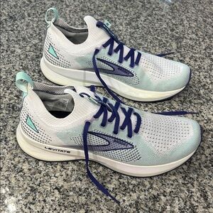 Brooks Levitate White and Teal Athletic Sneakers